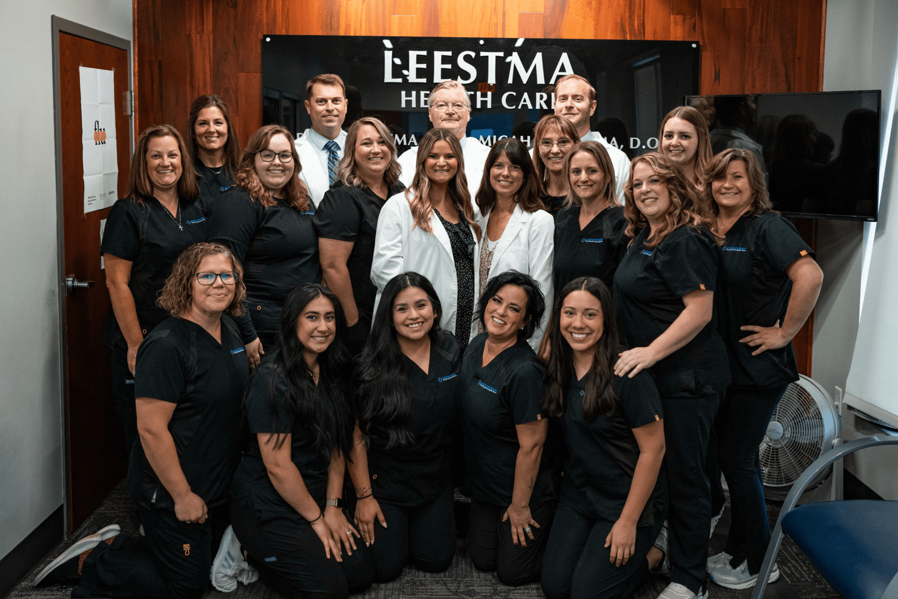 Leestma-Healthcare-Team-Photo-2022